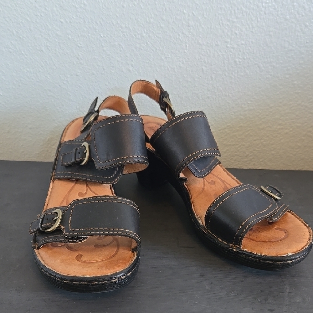 Born Women's Black Leather Wedge Block Heel Sandals Size 11